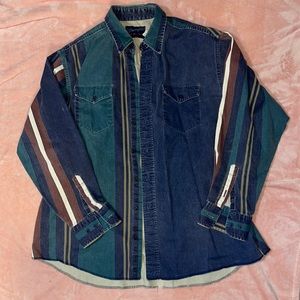 Wrangler | vintage button up | long sleeve shirt | size XL | denim | tails | men